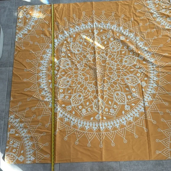 Mandala Bohemian Square Wall Hanging Tapestry- Mustard Color-Excellent Condition - Picture 3 of 4